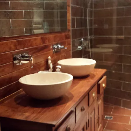 בית נופש Les Abris De Sulpice - Saint-emilion *